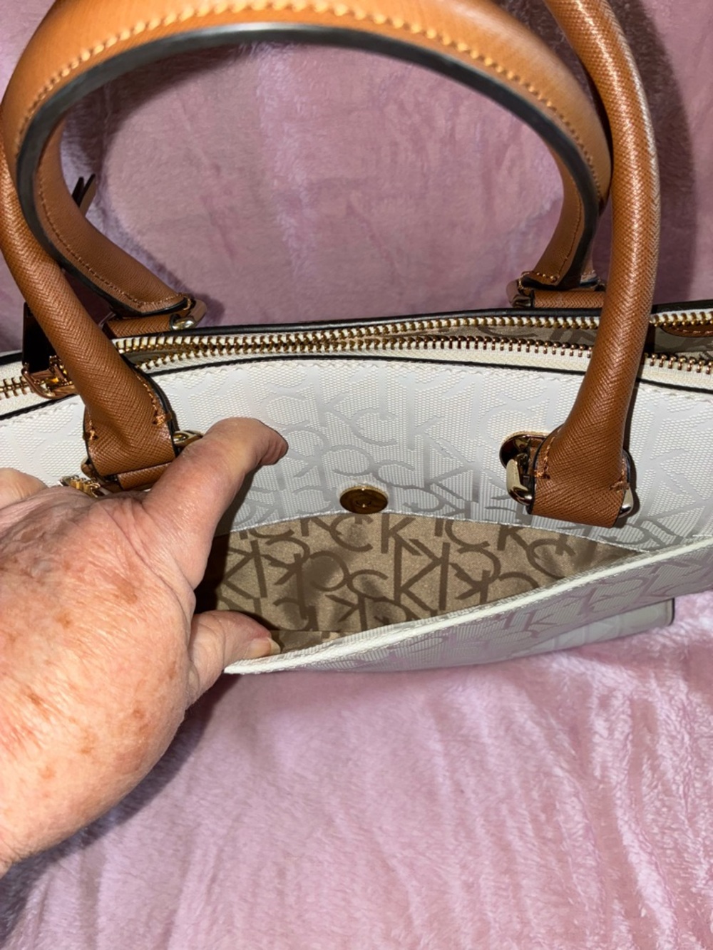 EUC! Beautiful Calvin Klein Monogram Floral Satchel/Crossbody w/Brown Strap - Picture 10 of 11